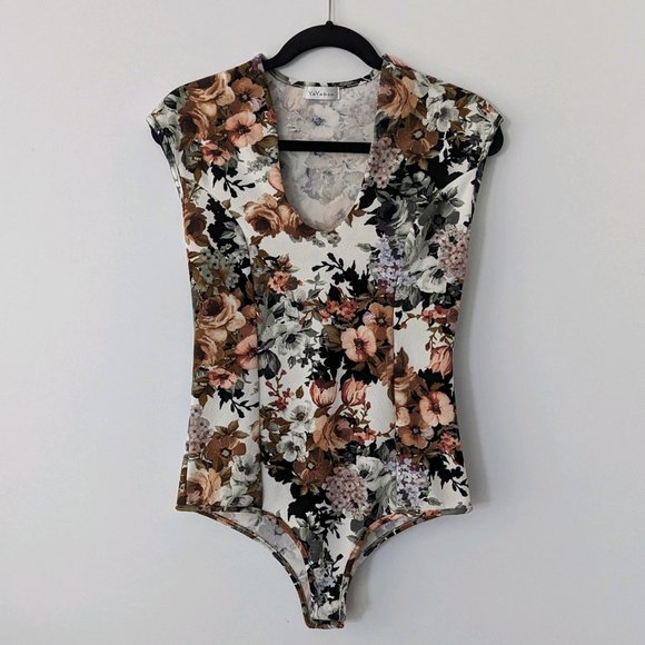 YaYa & Co Bodysuit Size Large - Picture 1 of 2